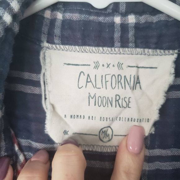 California Moon Rise Plaid Blue Red Shirt Medium button down - Picture 3 of 5